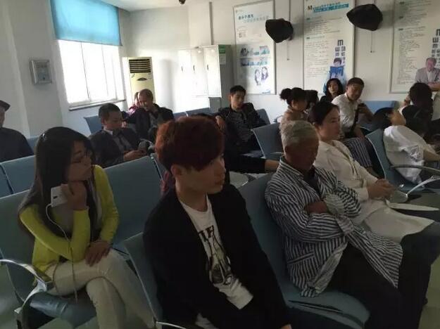 【睛彩‘星’推荐】普瑞“美小护”蔡司全飞秒3.0摘镜啦!